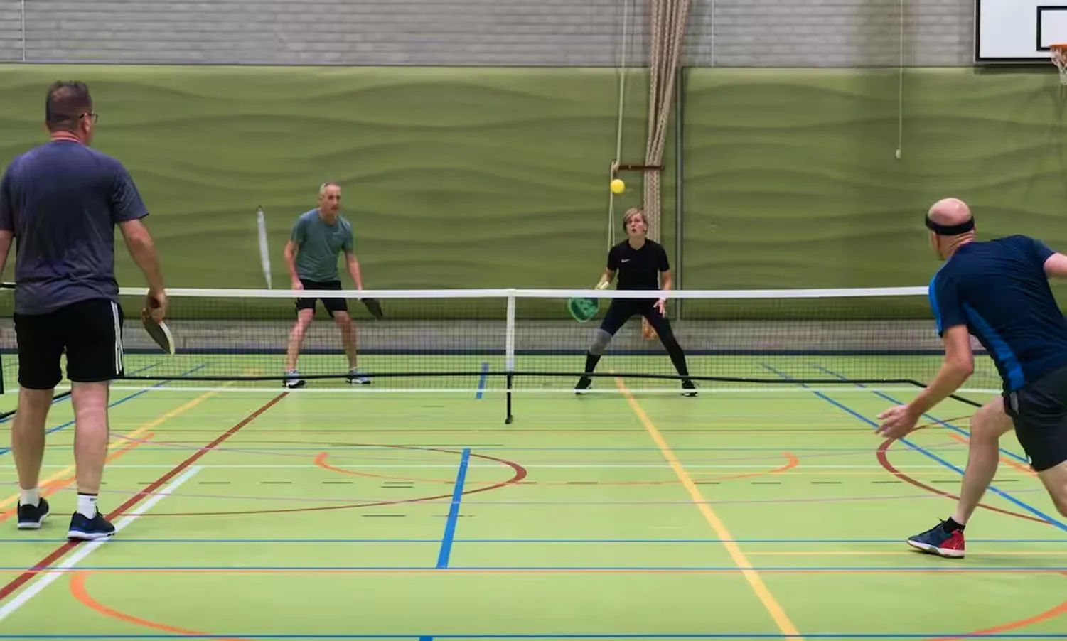 Pickleball Den Bosch spelers op de baan